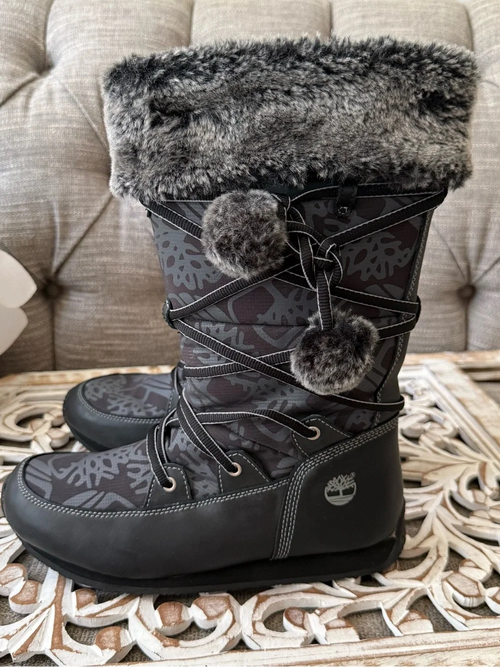 Timberland Women's Black & Gray Faux-Fur Pom Pom Winter Boots 7